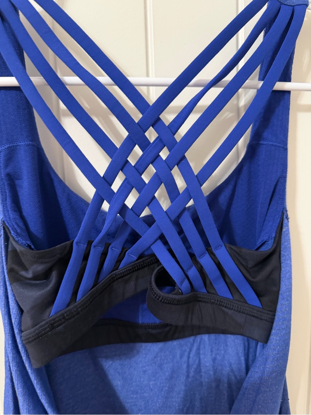 Lululemon Blue Strappy Back Women's Tank Top - Picture 4 of 4